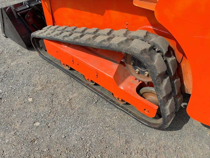 2021-gehl-rt105-image-14