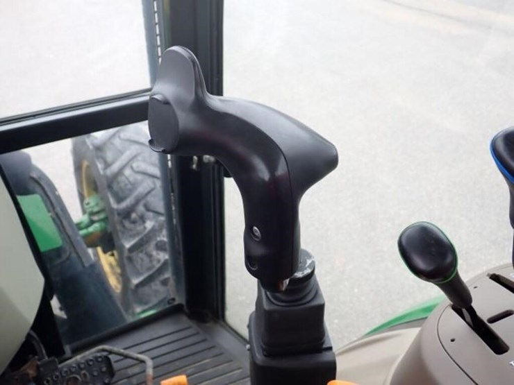 2016-john-deere-5085e-image-19