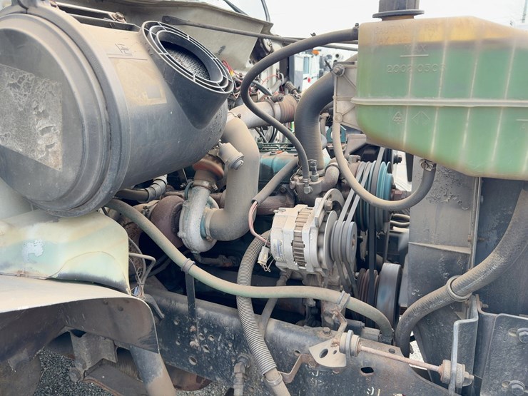 1992-international-4700-image-10