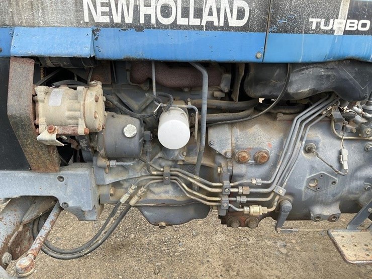 new-holland-4630-image-11