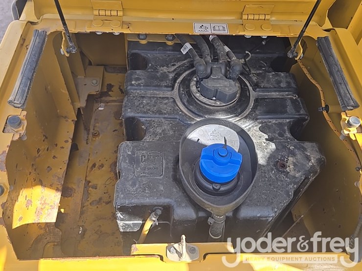 2019-caterpillar-336-image-51