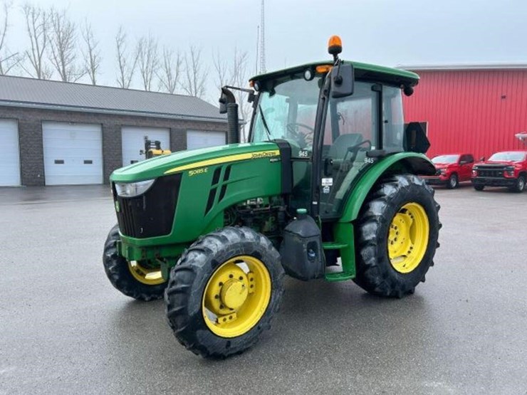 2016-john-deere-5085e-image-1