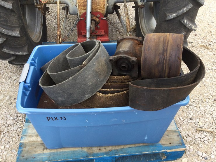 1949-ford-tractor-image-8