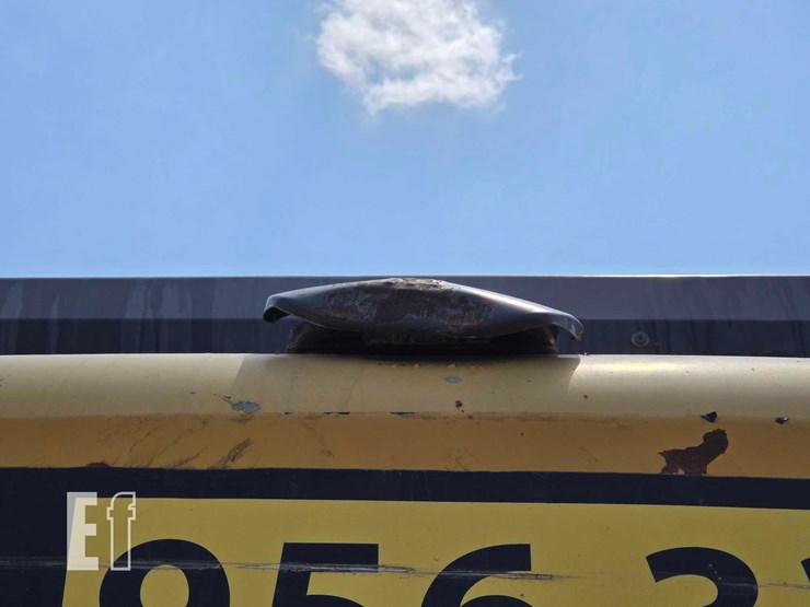 2018-deere-350g-lc-image-22