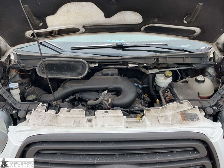 2015-ford-transit-image-10