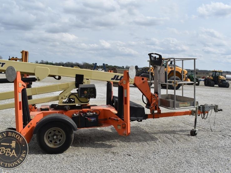 2018-jlg-t350-image-9