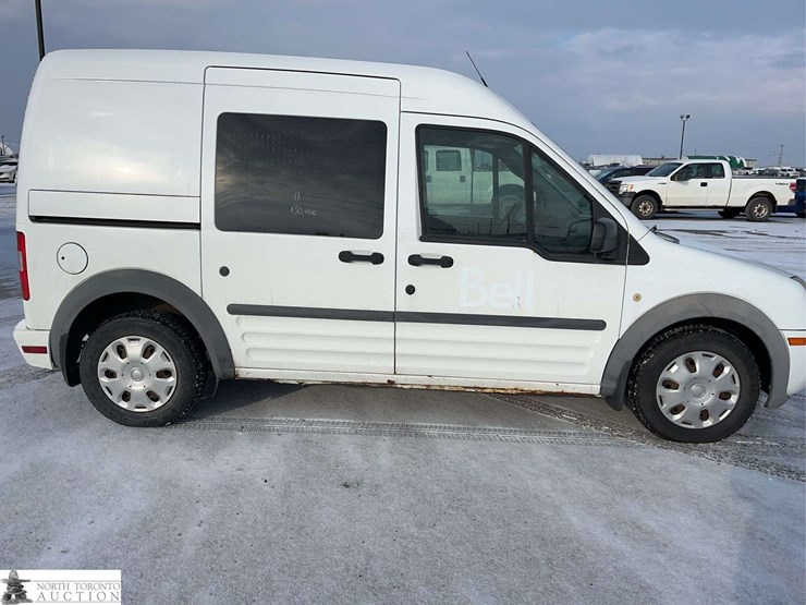 2011-ford-transit-connect-image-4