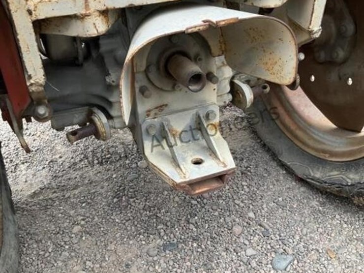 massey-ferguson-205-4-image-14