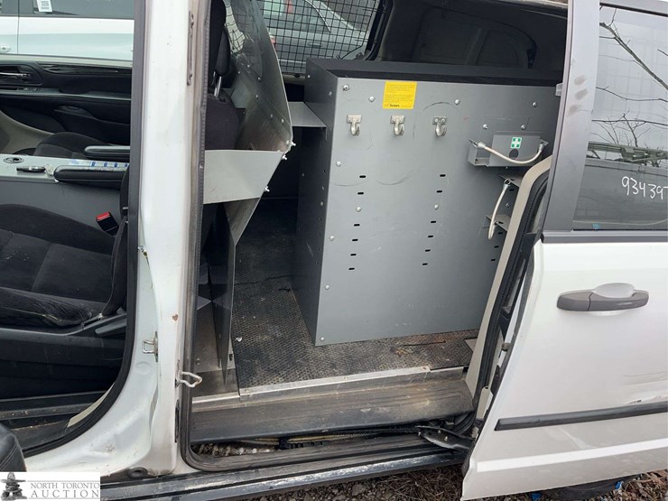 2014-ram-c/v-image-12