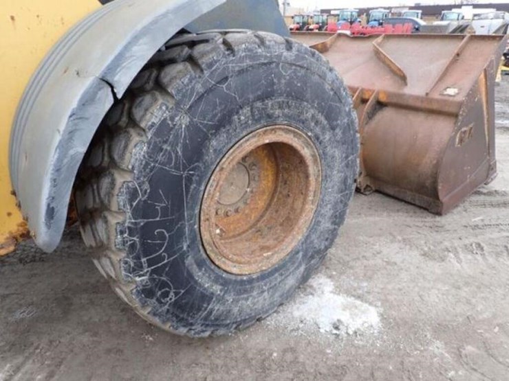 2006-deere-624j-image-52