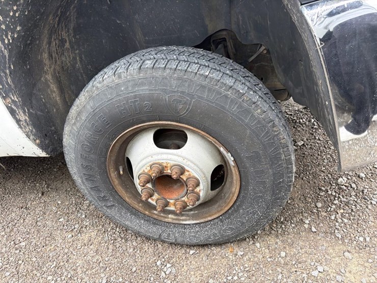 2007-chevrolet-3500hd-image-14