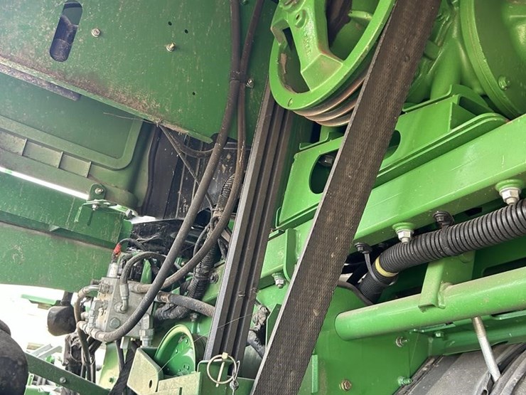 2012-john-deere-s690-image-17