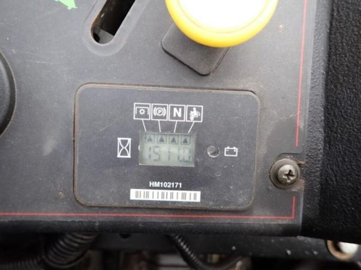 2015-toro-z-master-zero-turn-mower-74267315000334-image-10