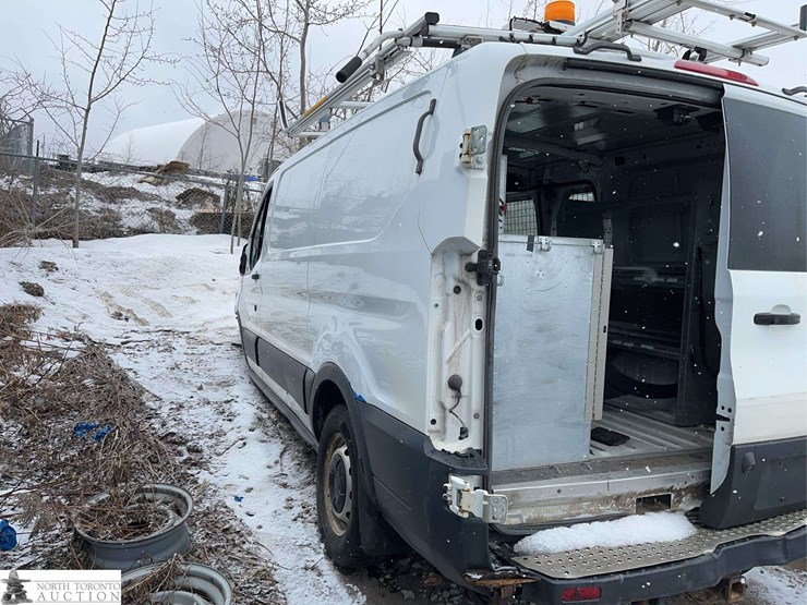 2016-ford-transit-image-6