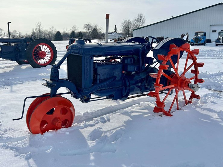 fordson-all-around-image-7
