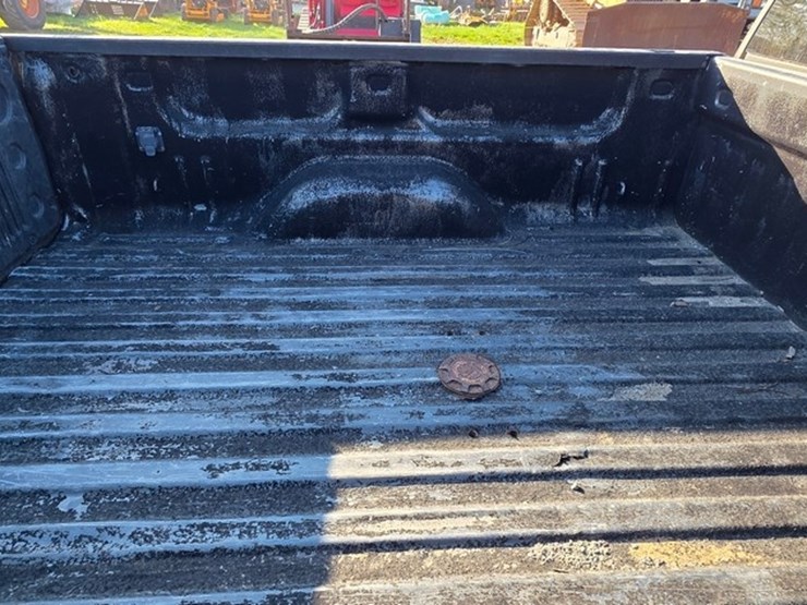 2011-chevrolet-2500-image-26