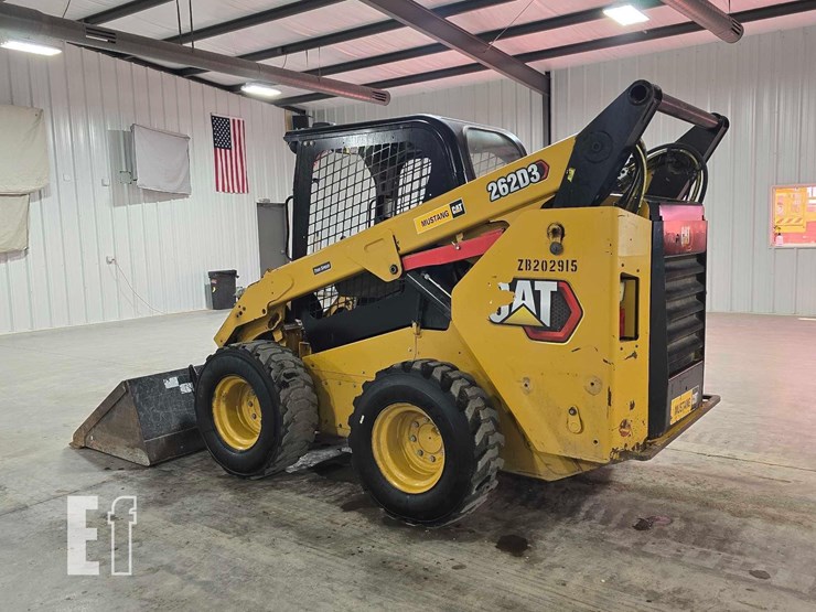 caterpillar-262d3-image-4