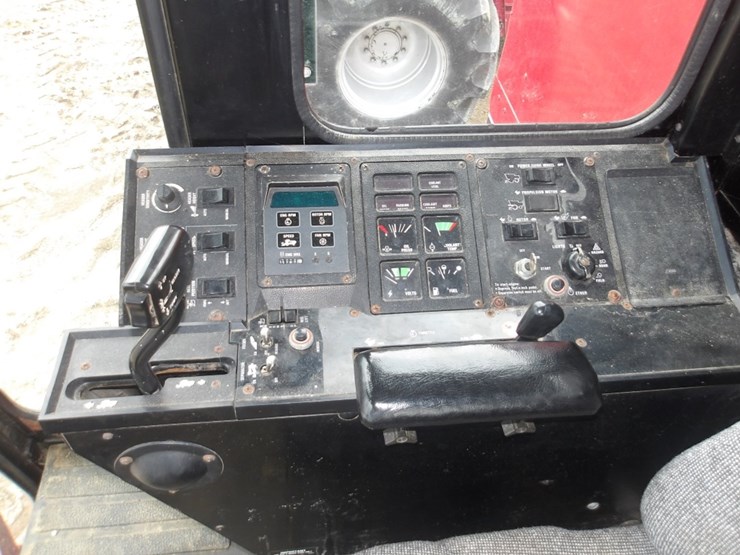 case-ih-1666-image-32