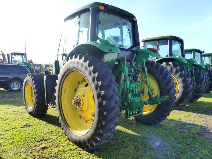 2011-john-deere-7330-image-4
