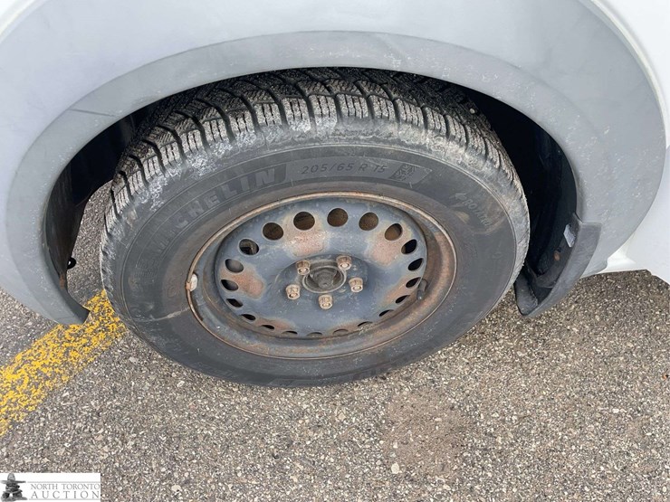 2012-ford-transit-connect-image-24