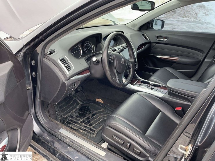 2015-acura-tlx-image-13