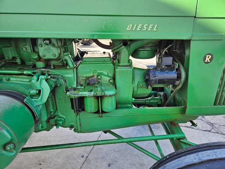 john-deere-r-image-13