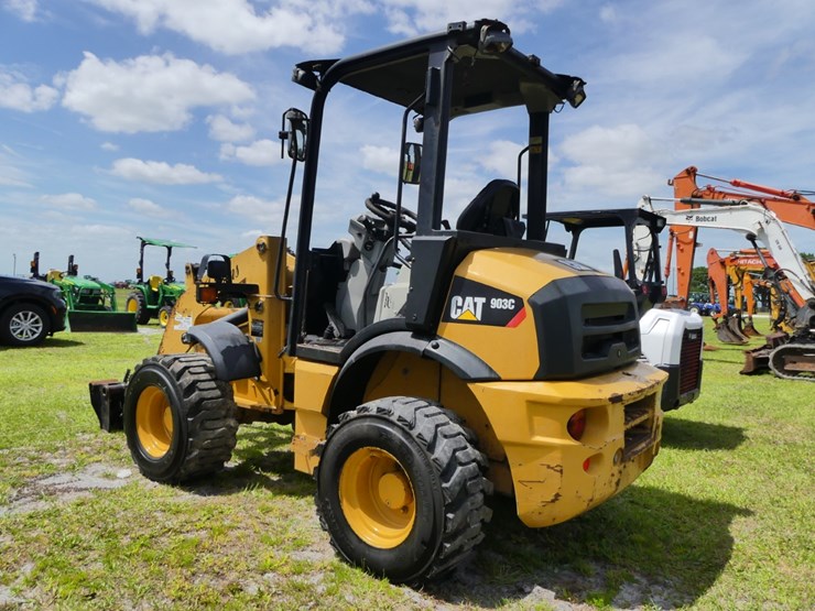 2015-caterpillar-903c-image-4