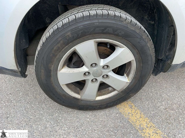 2011-dodge-journey-image-20