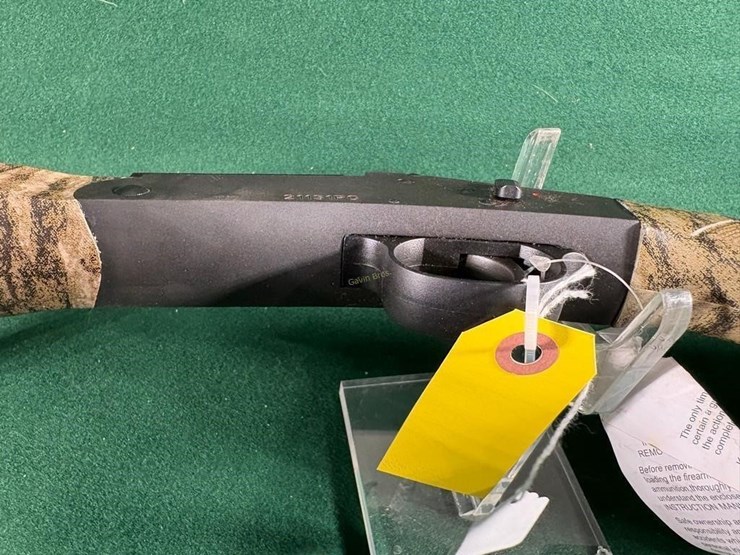 stevens-mdl-301-12-ga-shotgun-image-15