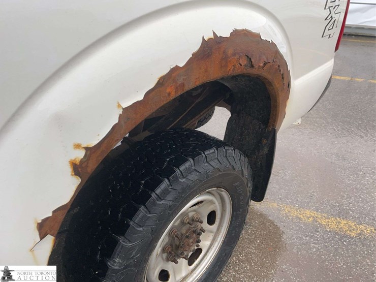 2016-ford-f350-image-34