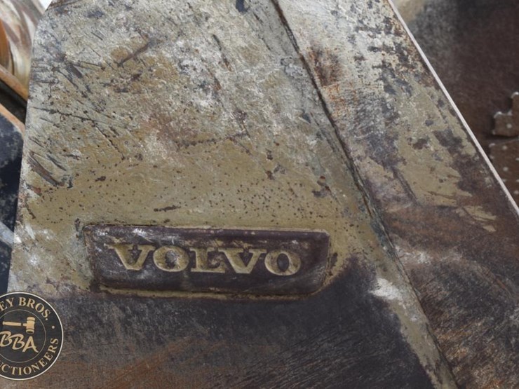 2015-volvo-l150h-image-21