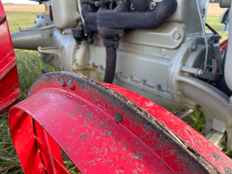 1918-fordson-tractor-image-24