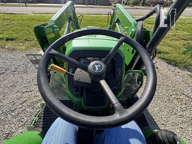 2022-john-deere-5055e-image-16