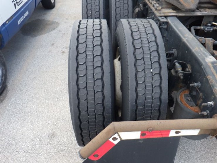 2016-international-8600-image-11