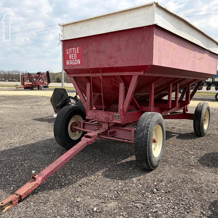 M&W LITTLE RED WAGON