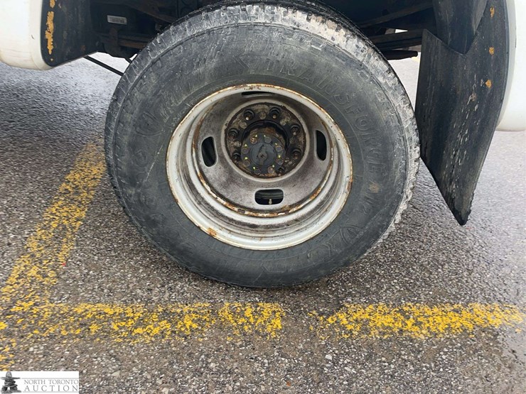 2017-ford-f350-image-23