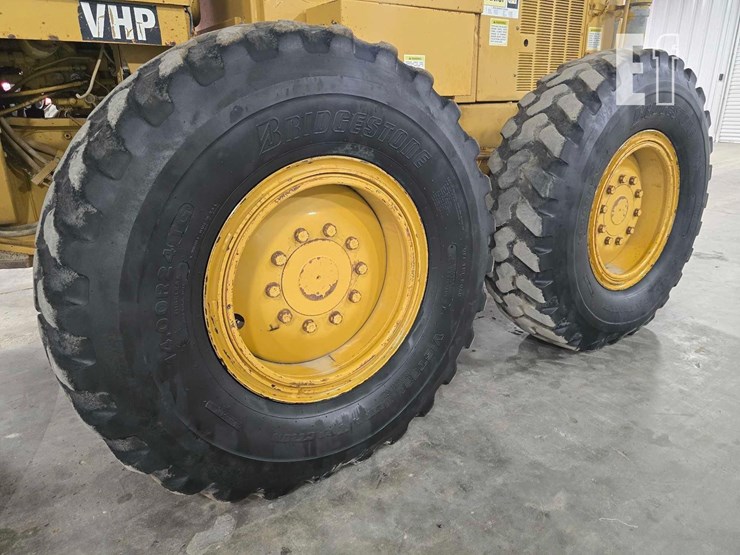 2001-caterpillar-140h-vhp-image-25