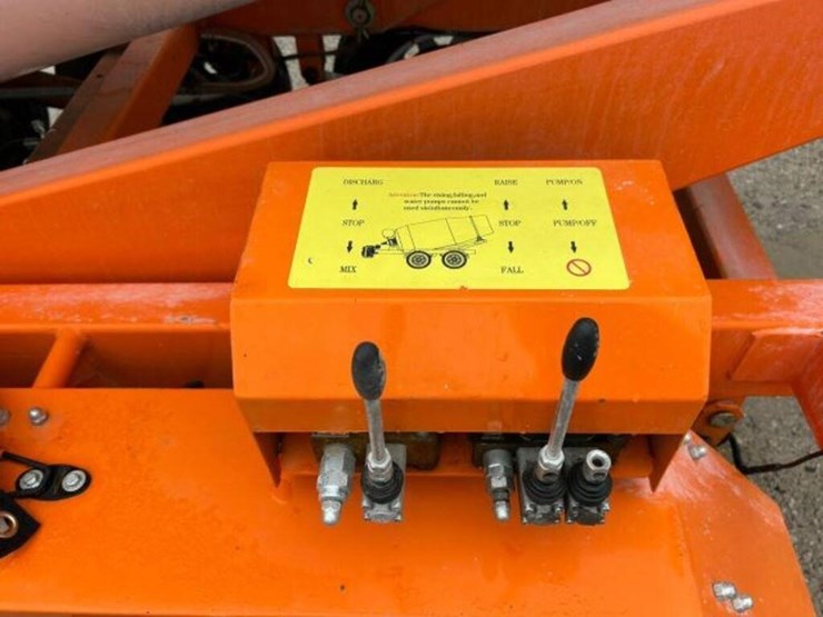 2025-tow-behind-2-cubic-meter-tri/a-concrete-mixer-image-39