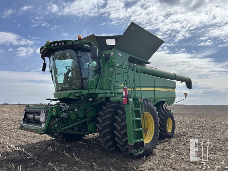 2012-john-deere-s690-image-1