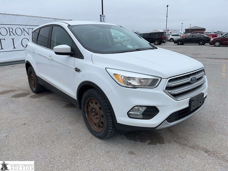 2017-ford-escape-image-3
