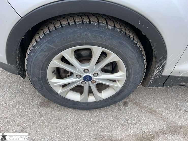 2017-ford-escape-image-21