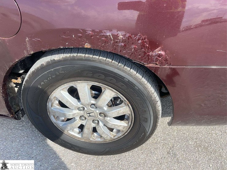 2010-honda-odyssey-image-25