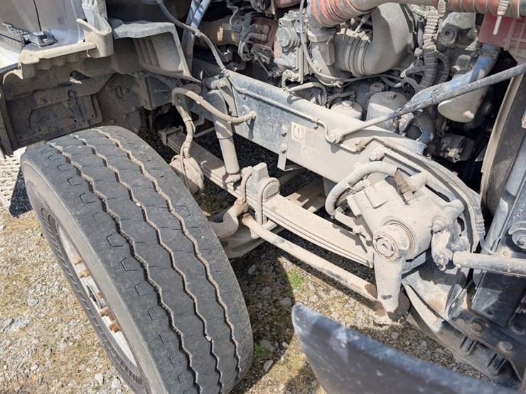 2015-kenworth-t880-image-8