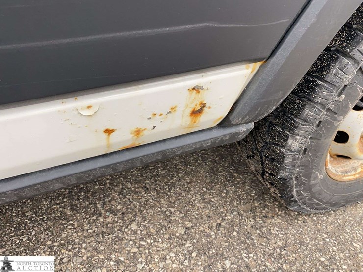 2016-ford-transit-image-33