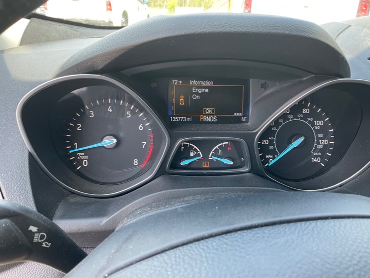 2017-ford-escape-image-18