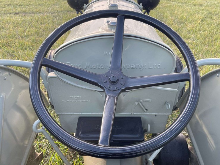 1929-fordson-tractor-image-43
