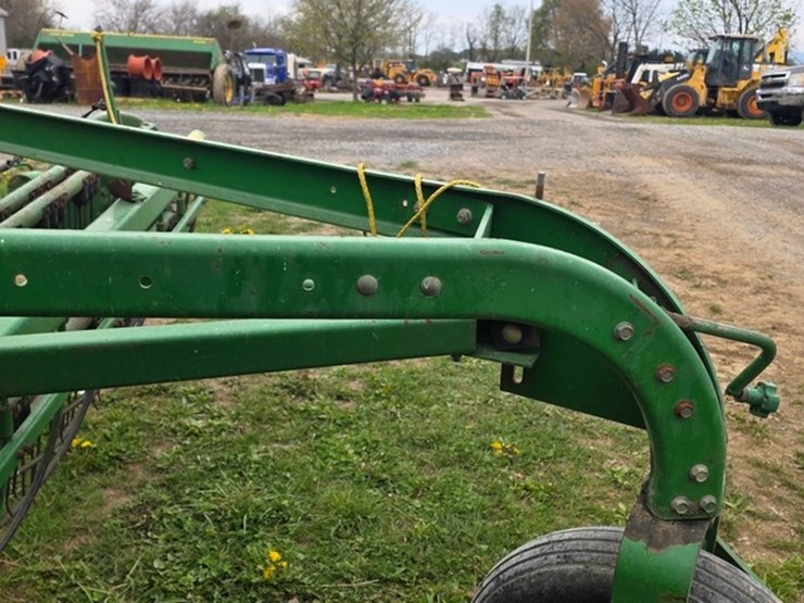 john-deere-662-image-7