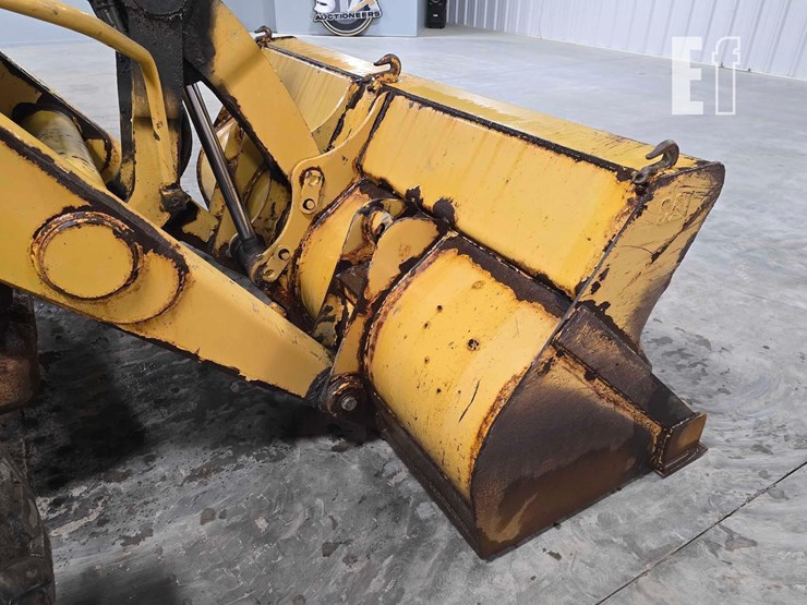 2006-caterpillar-420e-image-11