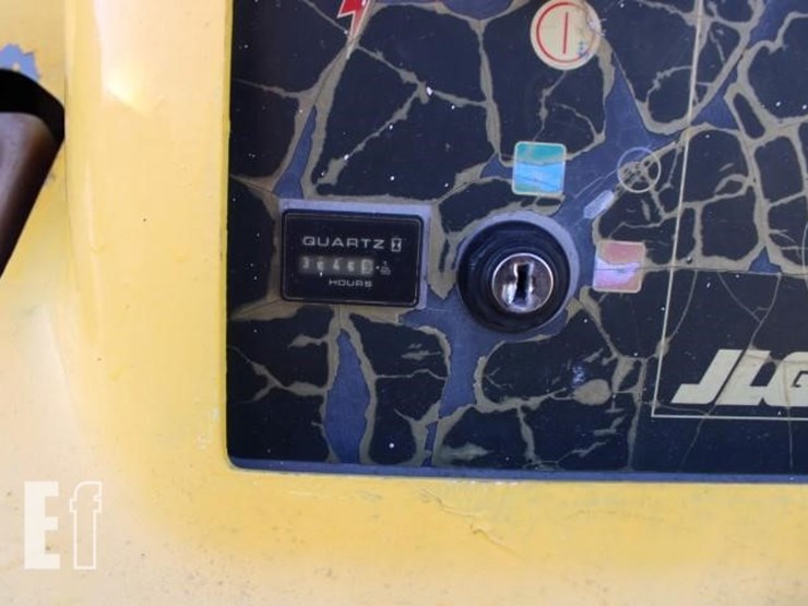 2001-jlg-450a-image-5