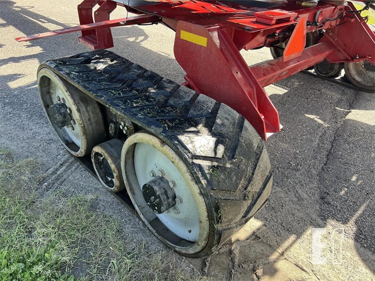 2014-case-ih-1245-image-4